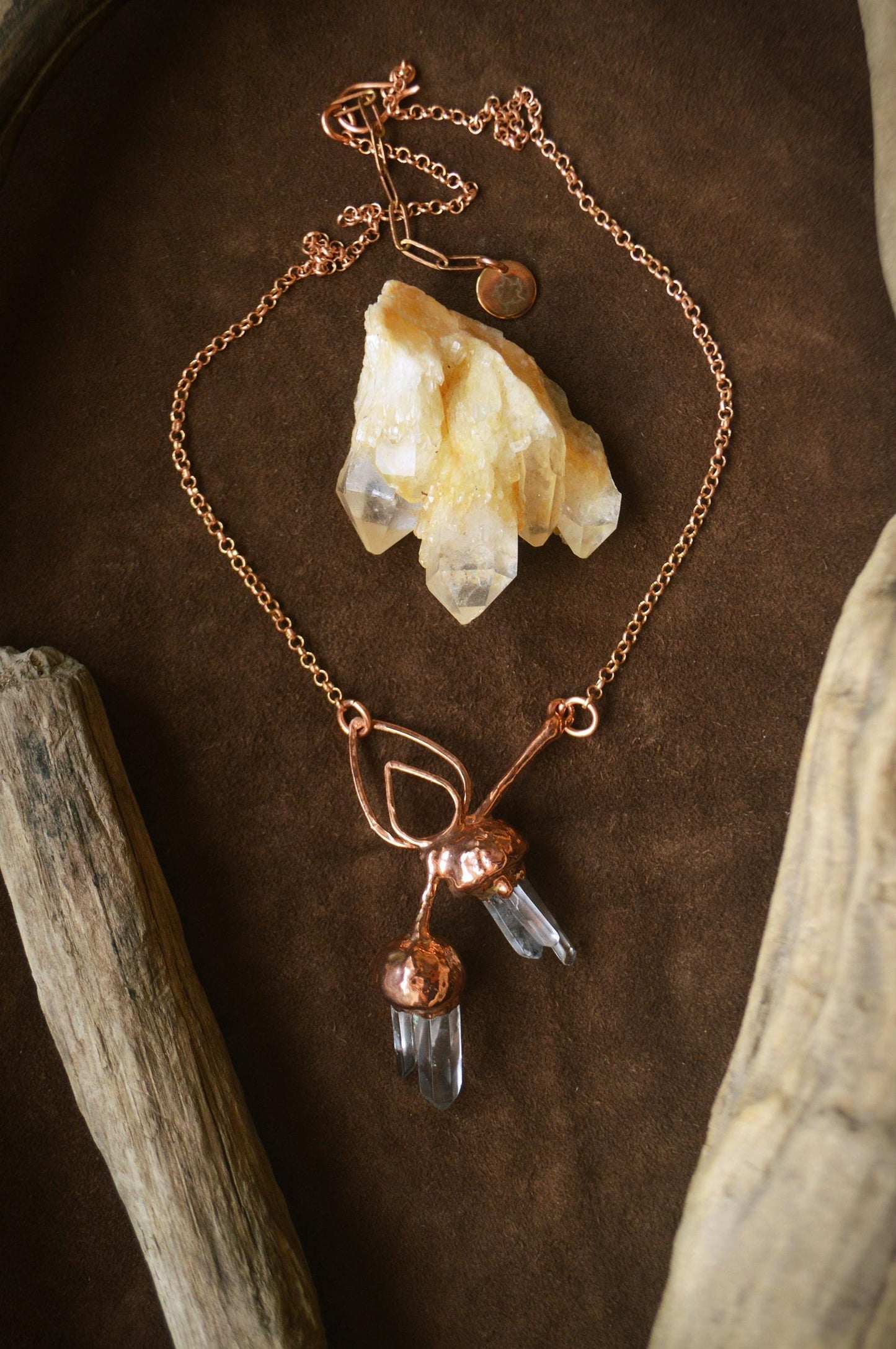 Unique piece. Real acorn formed in copper. Botanical pendant with raw quartz points