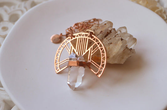 SOLSTICE collection - Geometric pendant with raw double terminated quartz