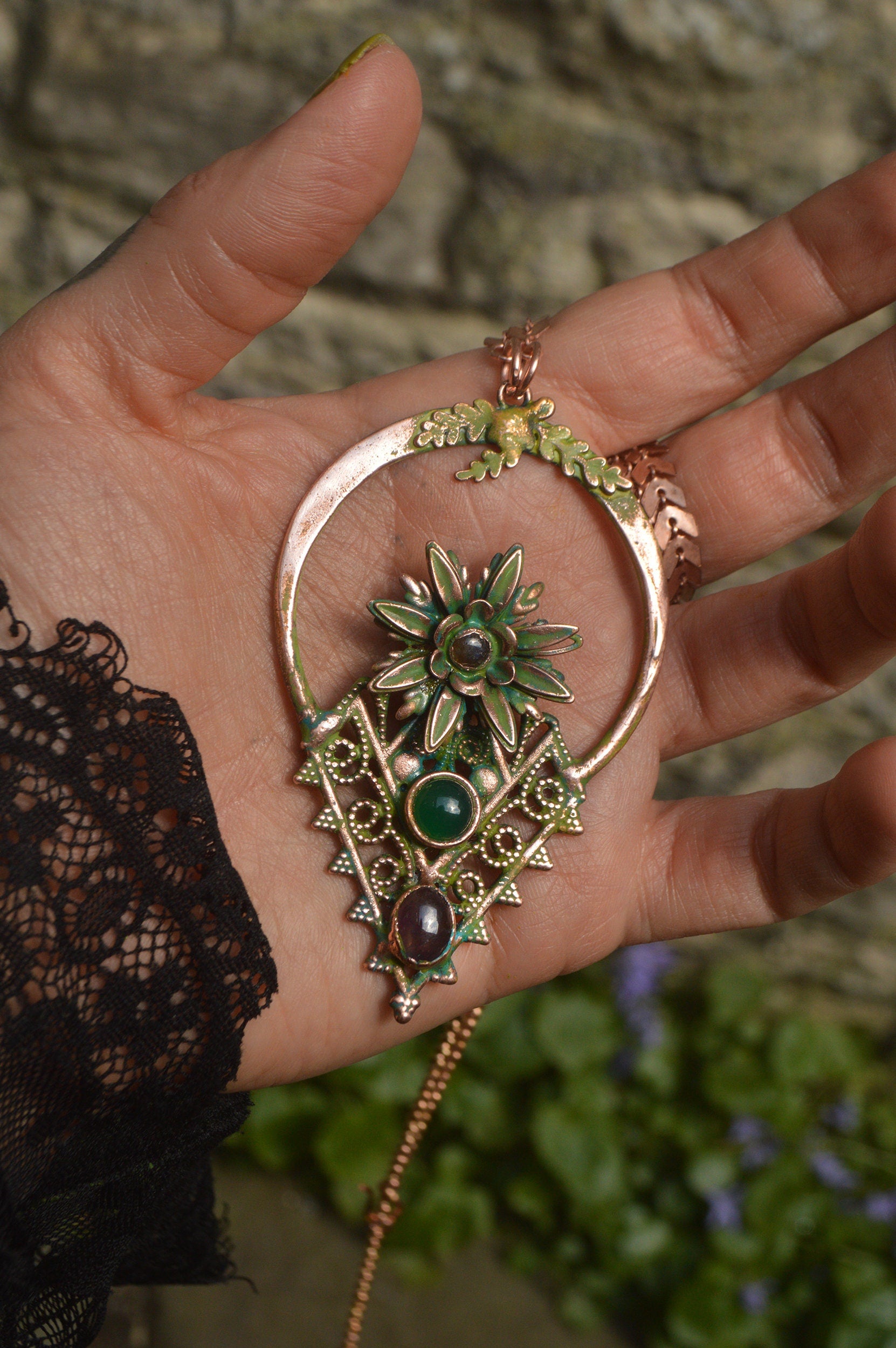 Frida collection - Tribal inspired flower pendant with labradorite, amethyst and green onyx