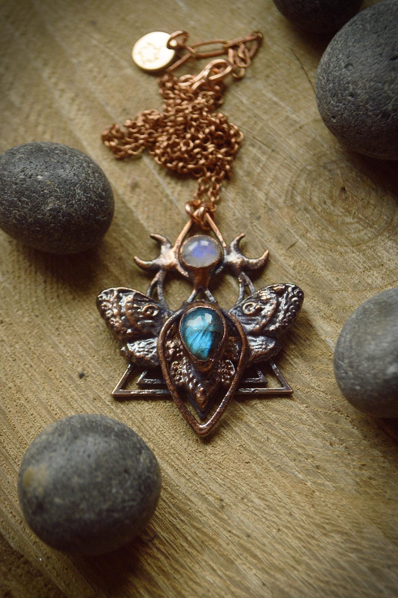 Moth copper necklace with flashy labradorite stone. Witchy boho magic fairycore jewellery