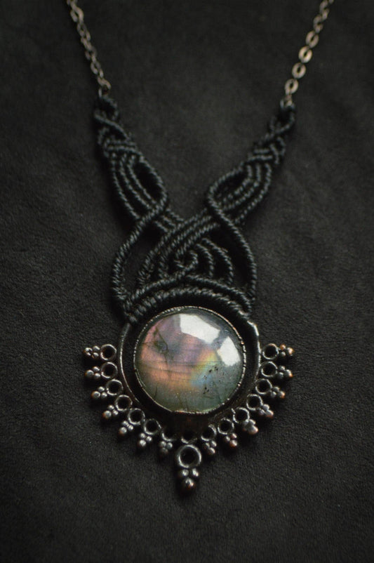 Nocturna collection - Total black pink labradorite electroformed pendant with macrame detail necklace