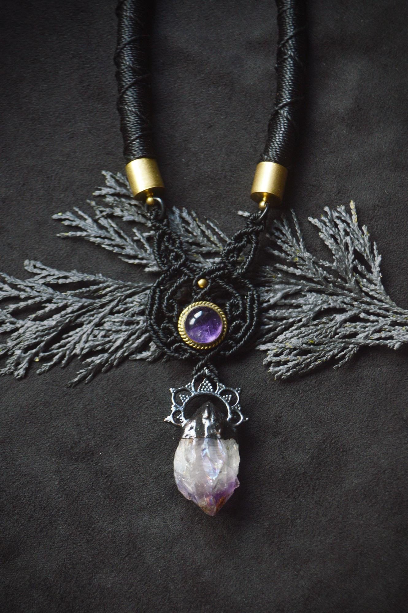 Nocturna collection - Amethyst and aurea amethyst torque necklace. All black jewellery