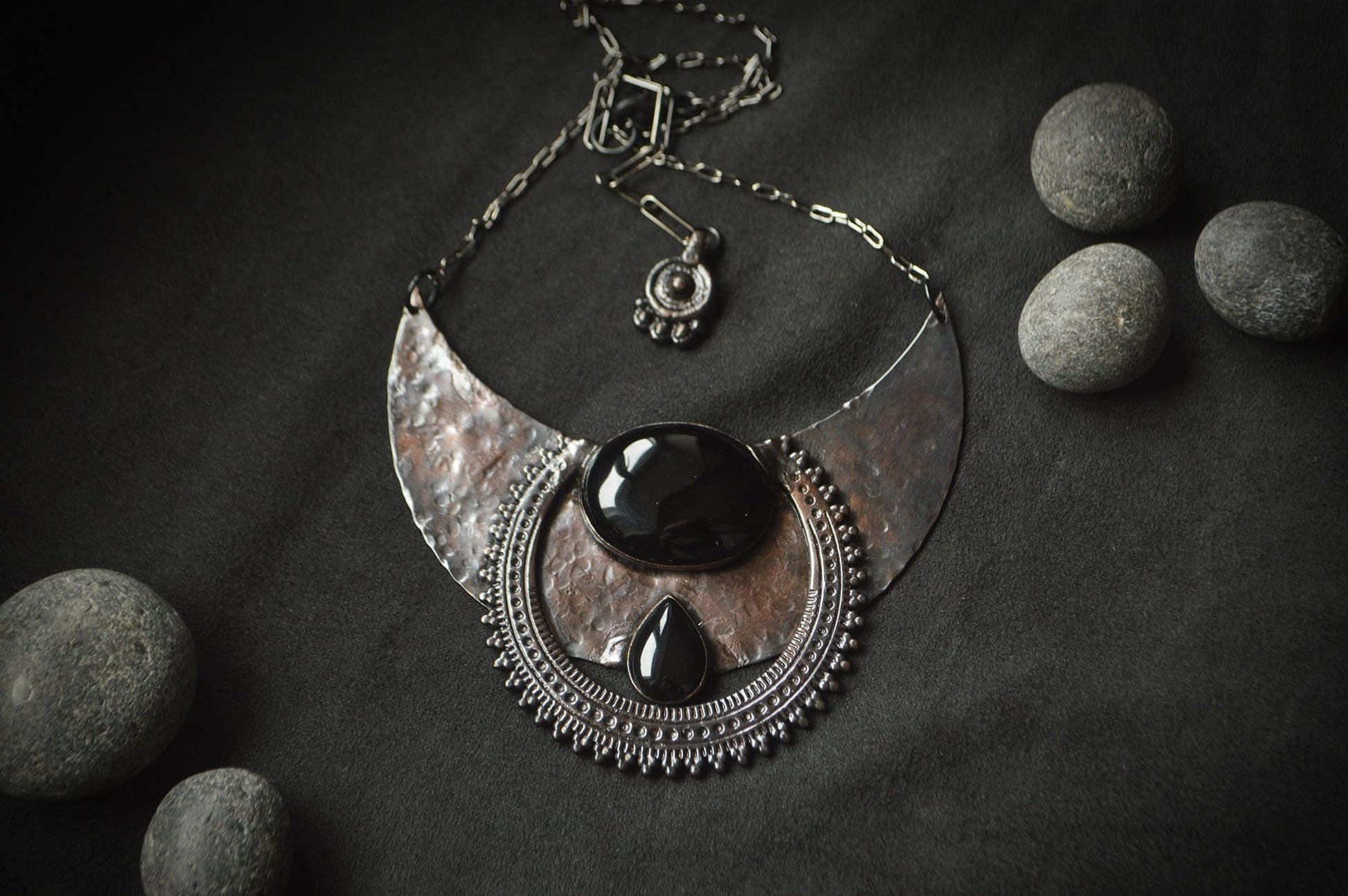 Nocturna collection - Tribal collar with black Onyx.