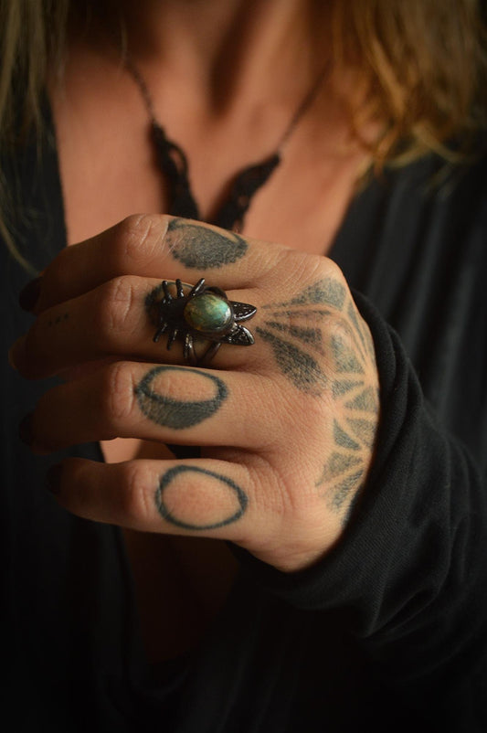 Nocturna collection - Cicada black ring with golden green labradorite