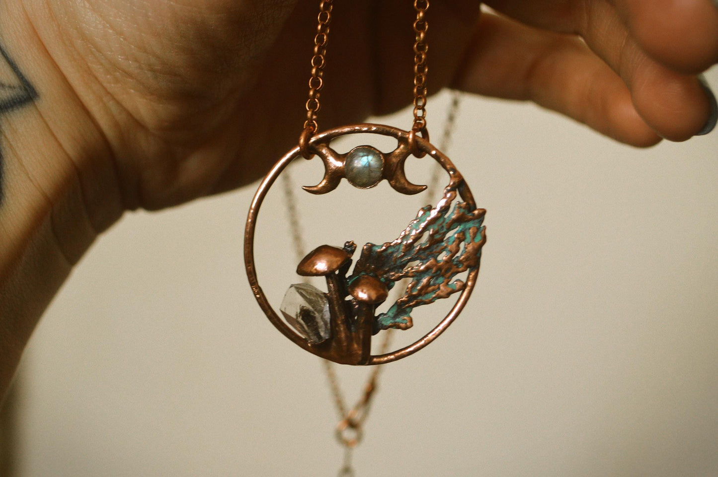 Unique piece. Miniature forest copper pendant with mushrooms. Labradorite triple moon and raw quartz crystal