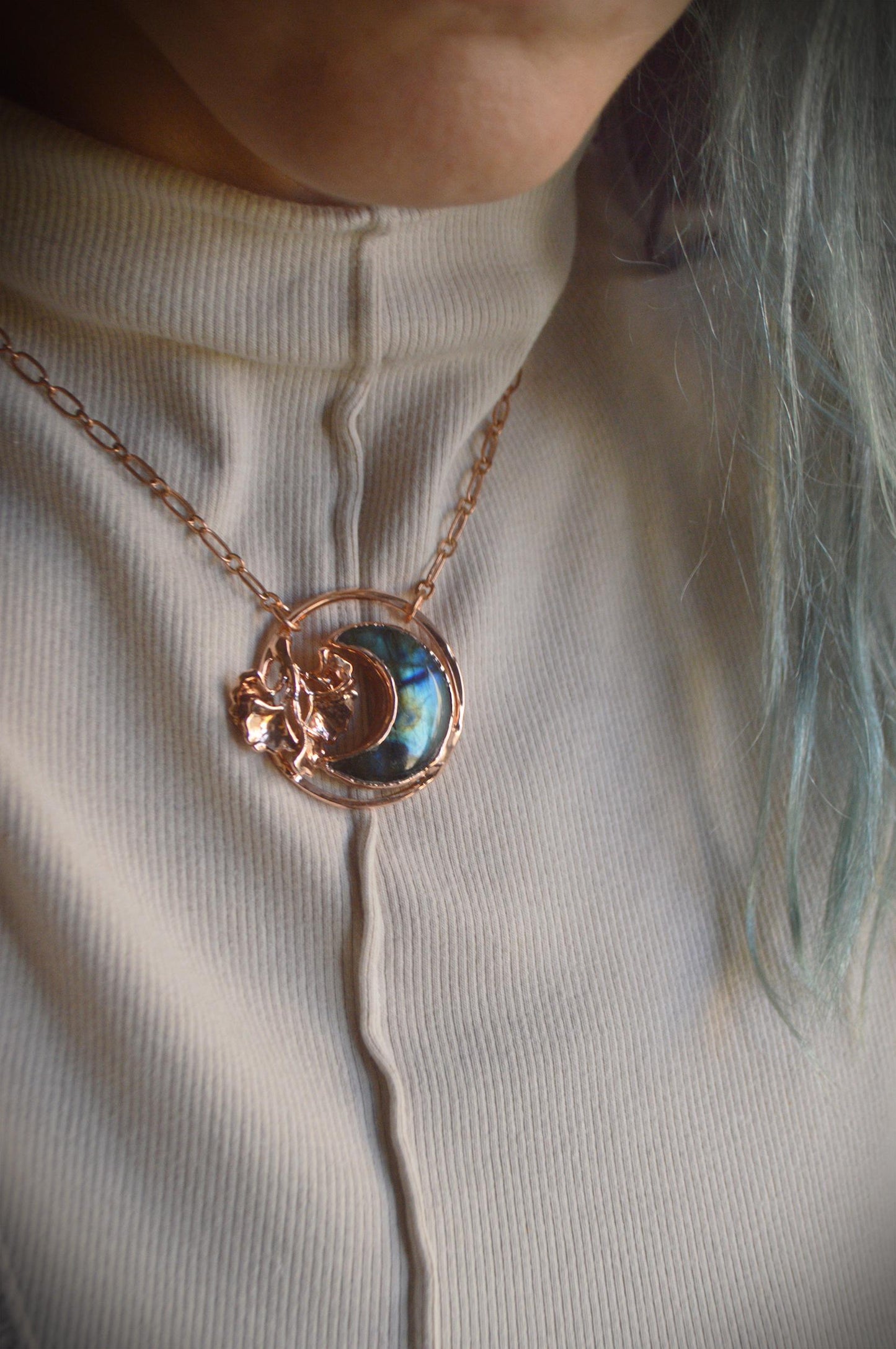 Dreamy necklace with blue labradorite moon and miniature gingko leaves