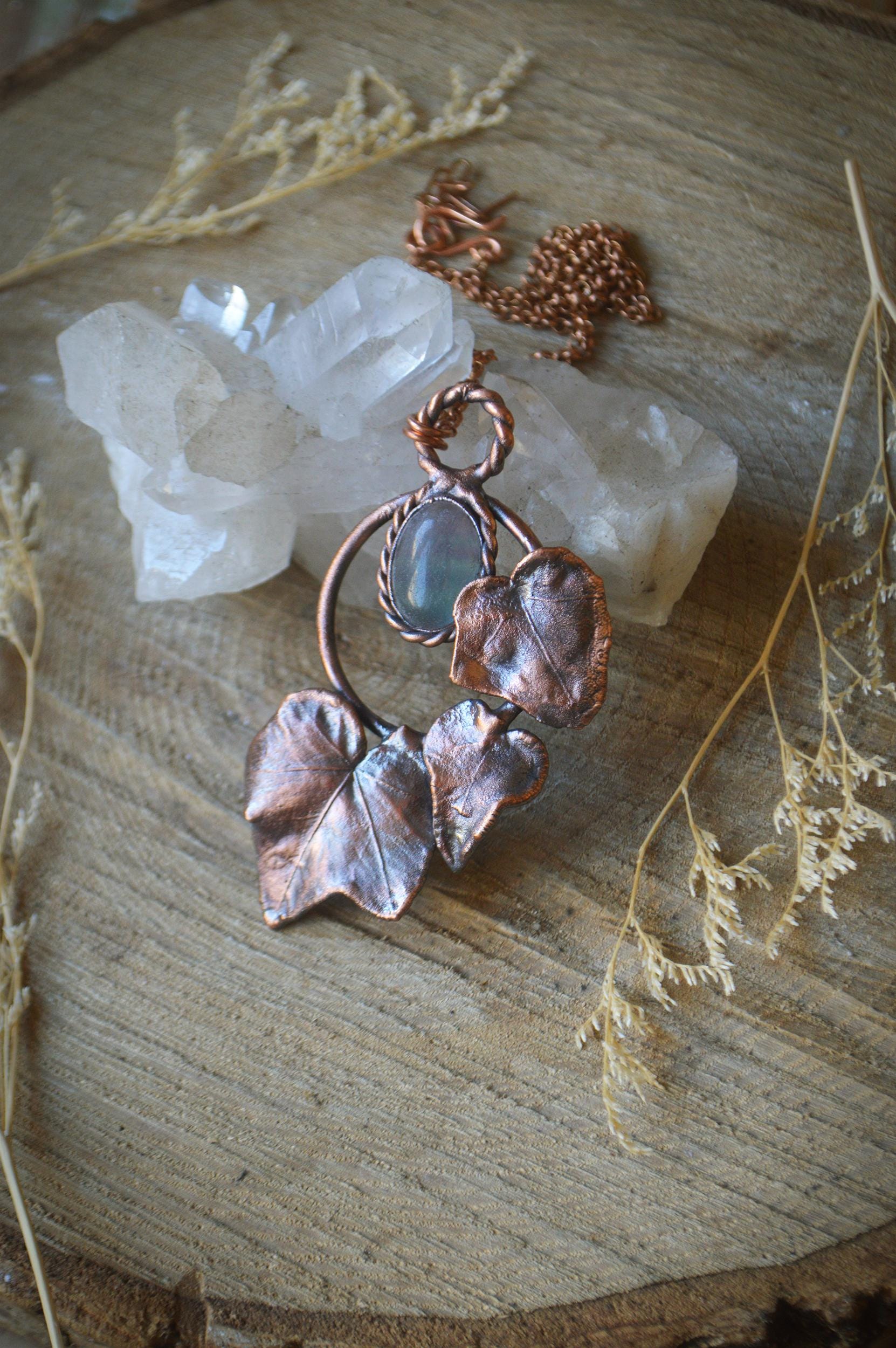Real ivy formed in copper, elven fairy pendant with green fluorite