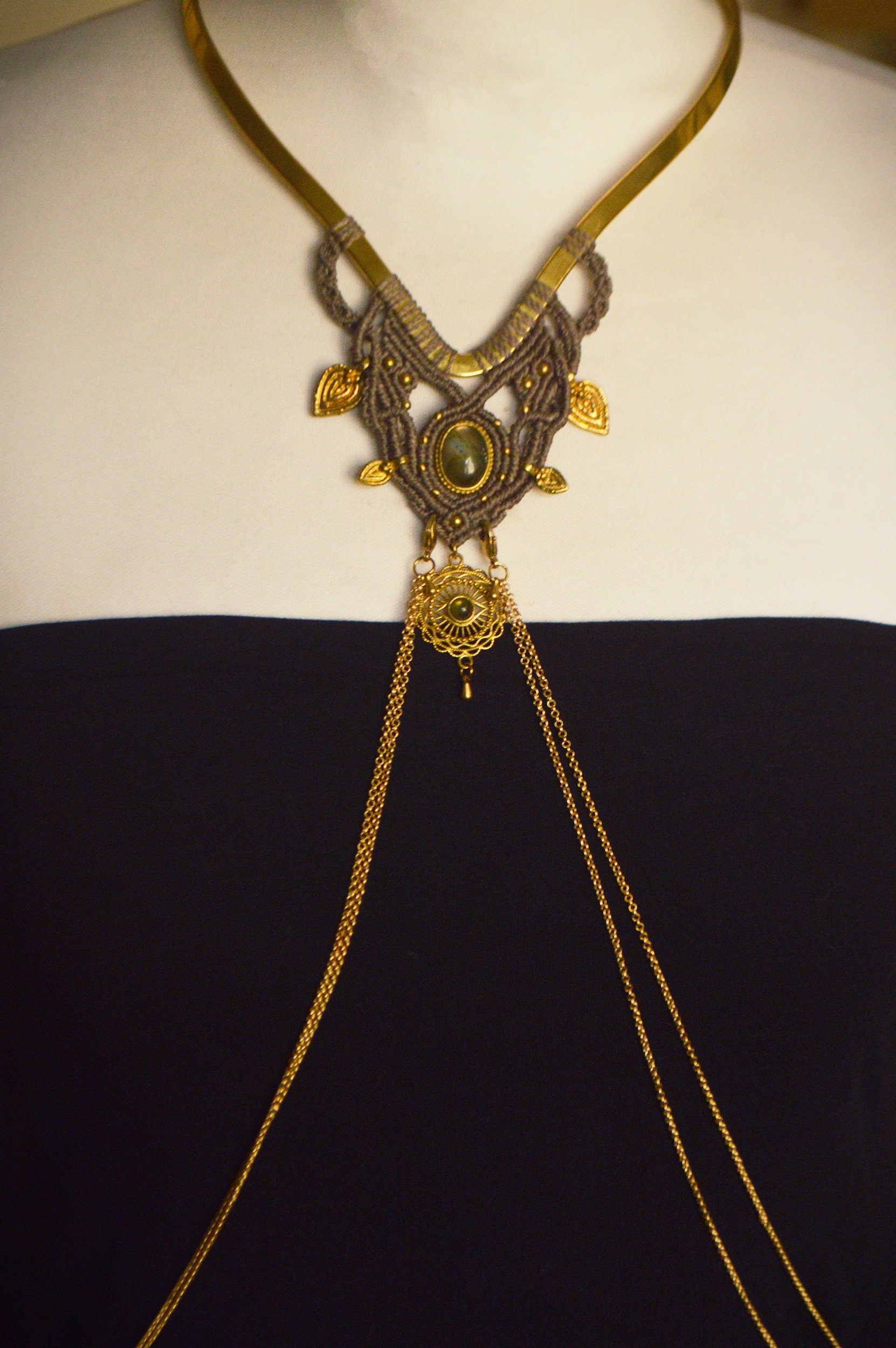 Macramé brass collar with removable body chain and labradorite. All seeing eye necklace